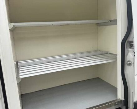 Белый Фольксваген Крафтер, объемом двигателя 1.97 л и пробегом 178 тыс. км за 15500 $, фото 6 на Automoto.ua