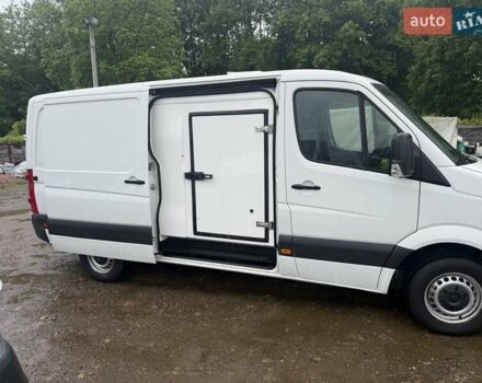 Белый Фольксваген Крафтер, объемом двигателя 1.97 л и пробегом 178 тыс. км за 15500 $, фото 11 на Automoto.ua