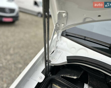 Белый Фольксваген Крафтер, объемом двигателя 2 л и пробегом 275 тыс. км за 20950 $, фото 57 на Automoto.ua