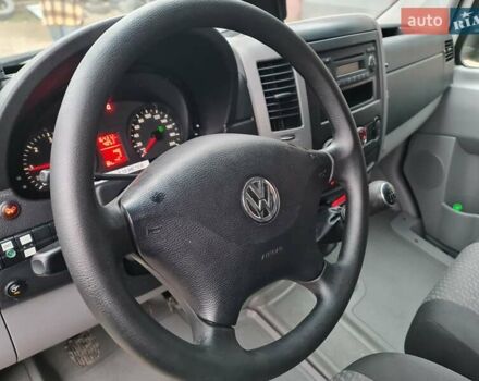 Белый Фольксваген Крафтер, объемом двигателя 2 л и пробегом 164 тыс. км за 27650 $, фото 2 на Automoto.ua