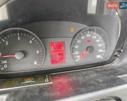 Белый Фольксваген Крафтер, объемом двигателя 1.97 л и пробегом 357 тыс. км за 23000 $, фото 4 на Automoto.ua