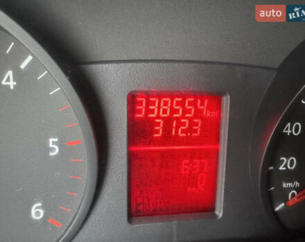 Білий Фольксваген Крафтєр, об'ємом двигуна 2 л та пробігом 338 тис. км за 13200 $, фото 36 на Automoto.ua