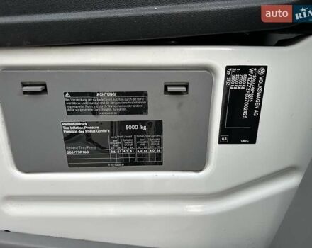 Белый Фольксваген Крафтер, объемом двигателя 0 л и пробегом 130 тыс. км за 25999 $, фото 26 на Automoto.ua