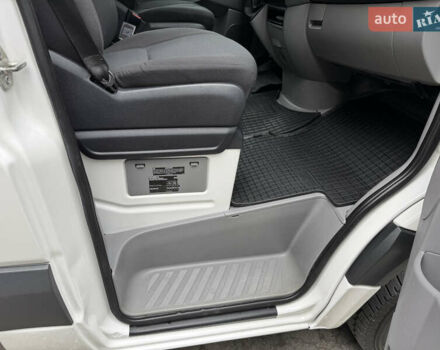 Білий Фольксваген Крафтєр, об'ємом двигуна 2 л та пробігом 338 тис. км за 13200 $, фото 24 на Automoto.ua