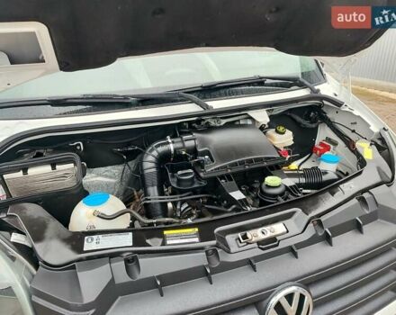 Білий Фольксваген Крафтєр, об'ємом двигуна 2 л та пробігом 152 тис. км за 19500 $, фото 25 на Automoto.ua