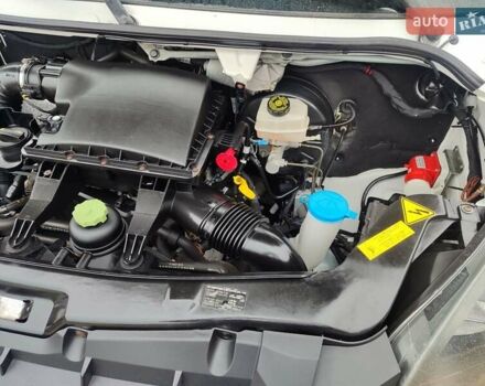 Білий Фольксваген Крафтєр, об'ємом двигуна 2 л та пробігом 152 тис. км за 19500 $, фото 22 на Automoto.ua