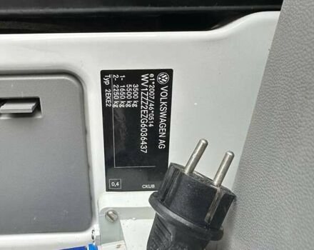 Білий Фольксваген Крафтєр, об'ємом двигуна 1.97 л та пробігом 337 тис. км за 16000 $, фото 21 на Automoto.ua