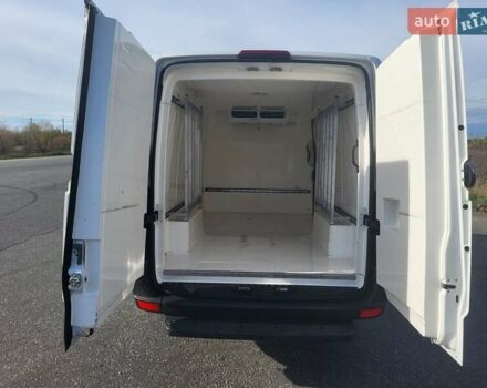 Белый Фольксваген Крафтер, объемом двигателя 2 л и пробегом 280 тыс. км за 17900 $, фото 18 на Automoto.ua