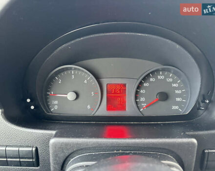 Белый Фольксваген Крафтер, объемом двигателя 1.97 л и пробегом 386 тыс. км за 15500 $, фото 7 на Automoto.ua