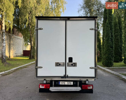 Белый Фольксваген Крафтер, объемом двигателя 2 л и пробегом 260 тыс. км за 24500 $, фото 7 на Automoto.ua