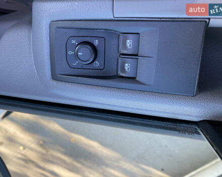 Белый Фольксваген Крафтер, объемом двигателя 2 л и пробегом 267 тыс. км за 19200 $, фото 10 на Automoto.ua