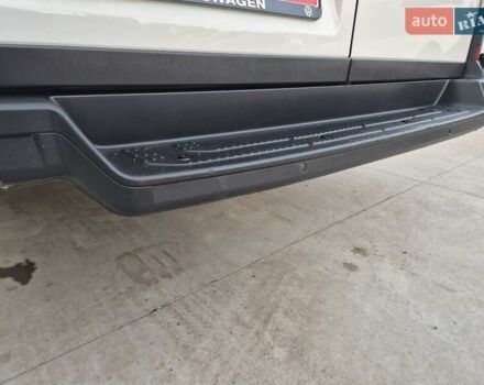 Білий Фольксваген Крафтєр, об'ємом двигуна 2 л та пробігом 212 тис. км за 23500 $, фото 27 на Automoto.ua