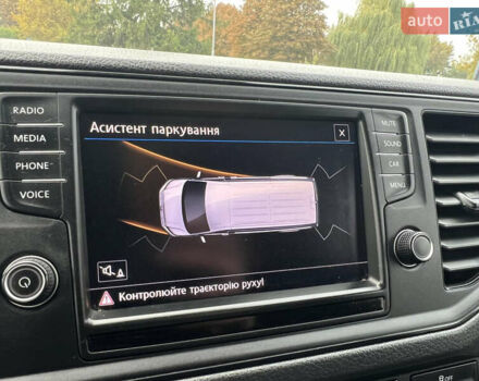 Белый Фольксваген Крафтер, объемом двигателя 2 л и пробегом 299 тыс. км за 27999 $, фото 44 на Automoto.ua
