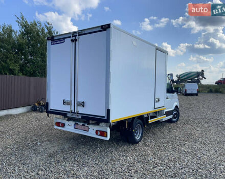 Белый Фольксваген Крафтер, объемом двигателя 2 л и пробегом 231 тыс. км за 32600 $, фото 6 на Automoto.ua