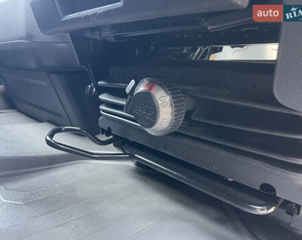 Белый Фольксваген Крафтер, объемом двигателя 2 л и пробегом 231 тыс. км за 32600 $, фото 22 на Automoto.ua