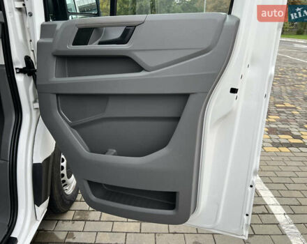 Белый Фольксваген Крафтер, объемом двигателя 2 л и пробегом 299 тыс. км за 27999 $, фото 32 на Automoto.ua