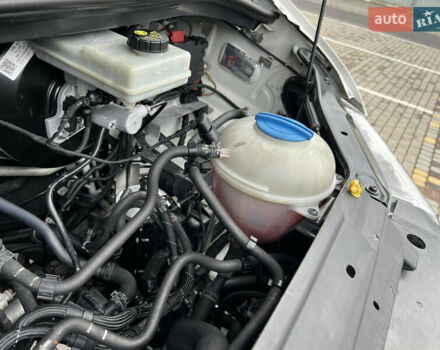 Белый Фольксваген Крафтер, объемом двигателя 2 л и пробегом 299 тыс. км за 27999 $, фото 19 на Automoto.ua