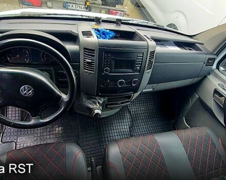 Білий Фольксваген Крафтєр, об'ємом двигуна 2 л та пробігом 258 тис. км за 14650 $, фото 4 на Automoto.ua