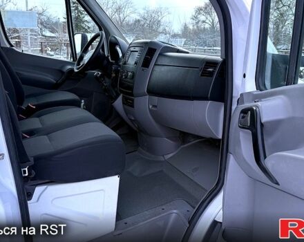 Белый Фольксваген Крафтер, объемом двигателя 2 л и пробегом 243 тыс. км за 18500 $, фото 6 на Automoto.ua