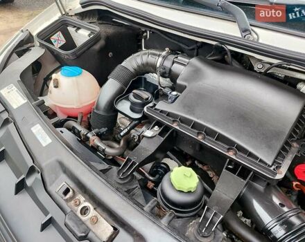 Белый Фольксваген Крафтер, объемом двигателя 2 л и пробегом 360 тыс. км за 19800 $, фото 22 на Automoto.ua