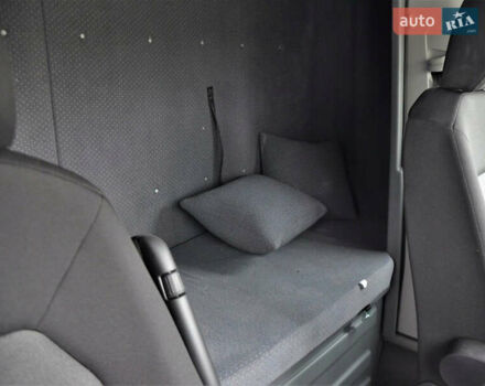 Белый Фольксваген Крафтер, объемом двигателя 2 л и пробегом 527 тыс. км за 22002 $, фото 16 на Automoto.ua