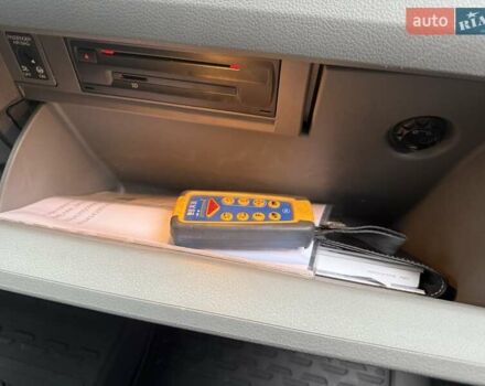 Белый Фольксваген Крафтер, объемом двигателя 2 л и пробегом 250 тыс. км за 25990 $, фото 90 на Automoto.ua