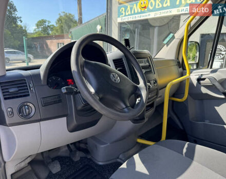 Белый Фольксваген Крафтер, объемом двигателя 2 л и пробегом 372 тыс. км за 19999 $, фото 12 на Automoto.ua