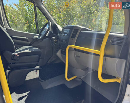 Белый Фольксваген Крафтер, объемом двигателя 2 л и пробегом 372 тыс. км за 19999 $, фото 9 на Automoto.ua