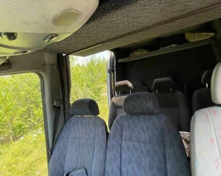 Белый Фольксваген Крафтер, объемом двигателя 2.5 л и пробегом 479 тыс. км за 11500 $, фото 3 на Automoto.ua