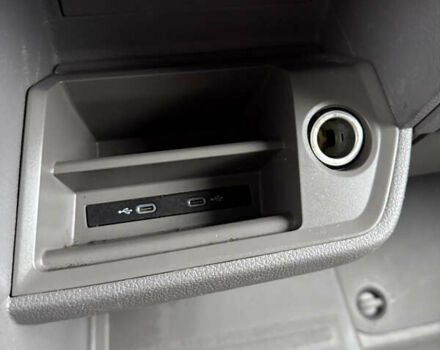 Белый Фольксваген Крафтер, объемом двигателя 2 л и пробегом 225 тыс. км за 19350 $, фото 21 на Automoto.ua