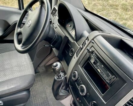 Белый Фольксваген Крафтер, объемом двигателя 2.7 л и пробегом 150 тыс. км за 15200 $, фото 6 на Automoto.ua