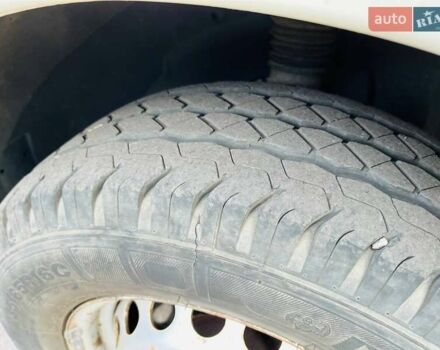 Фольксваген Крафтер 2009 в Каменское - Днепродзержинск на Automoto.ua Белый Фольксваген Крафтер, объемом двигателя 2.46 л и пробегом 250 тыс. км за 9999 $, фото 23 на Automoto.ua