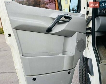 Фольксваген Крафтер 2009 в Каменское - Днепродзержинск на Automoto.ua Белый Фольксваген Крафтер, объемом двигателя 2.46 л и пробегом 250 тыс. км за 9999 $, фото 25 на Automoto.ua