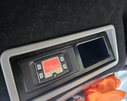 Белый Фольксваген Крафтер, объемом двигателя 1.97 л и пробегом 550 тыс. км за 14800 $, фото 15 на Automoto.ua