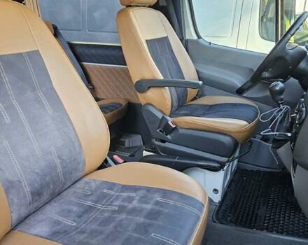 Белый Фольксваген Крафтер, объемом двигателя 1.97 л и пробегом 550 тыс. км за 14800 $, фото 10 на Automoto.ua