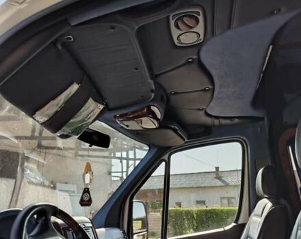 Белый Фольксваген Крафтер, объемом двигателя 1.97 л и пробегом 402 тыс. км за 24000 $, фото 4 на Automoto.ua