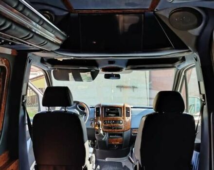 Белый Фольксваген Крафтер, объемом двигателя 1.97 л и пробегом 402 тыс. км за 24000 $, фото 13 на Automoto.ua