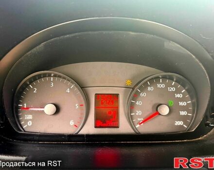 Белый Фольксваген Крафтер, объемом двигателя 2 л и пробегом 370 тыс. км за 16600 $, фото 5 на Automoto.ua