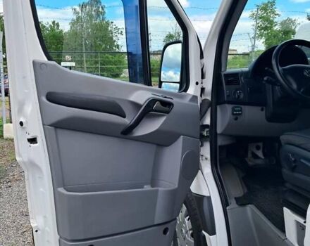 Белый Фольксваген Крафтер, объемом двигателя 1.97 л и пробегом 398 тыс. км за 16700 $, фото 14 на Automoto.ua