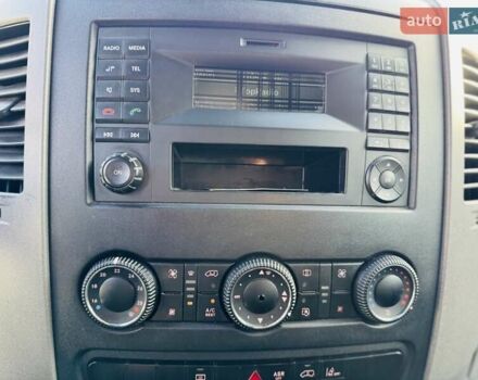 Білий Фольксваген Крафтєр, об'ємом двигуна 1.97 л та пробігом 290 тис. км за 29950 $, фото 15 на Automoto.ua