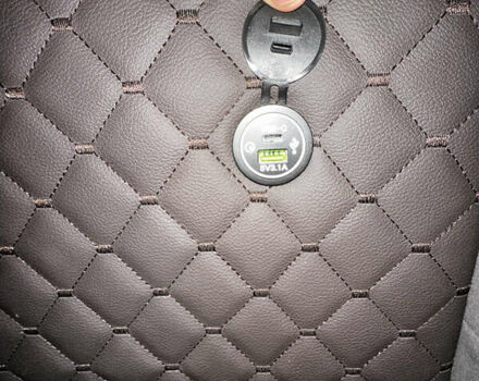 Белый Фольксваген Крафтер, объемом двигателя 0 л и пробегом 300 тыс. км за 17800 $, фото 7 на Automoto.ua