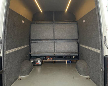 Білий Фольксваген Крафтєр, об'ємом двигуна 1.97 л та пробігом 450 тис. км за 17800 $, фото 20 на Automoto.ua