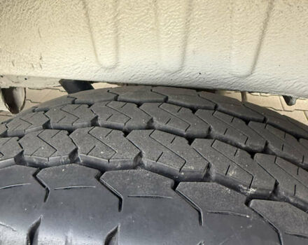 Белый Фольксваген Крафтер, объемом двигателя 1.97 л и пробегом 373 тыс. км за 28000 $, фото 16 на Automoto.ua