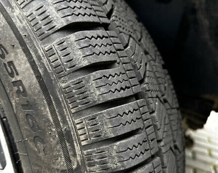 Белый Фольксваген Крафтер, объемом двигателя 0 л и пробегом 300 тыс. км за 17800 $, фото 13 на Automoto.ua