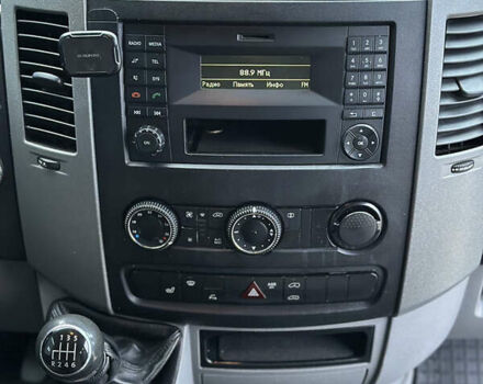 Білий Фольксваген Крафтєр, об'ємом двигуна 1.97 л та пробігом 398 тис. км за 18500 $, фото 15 на Automoto.ua