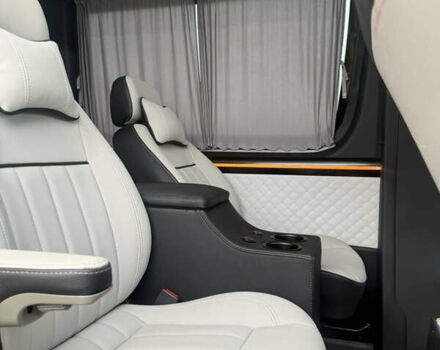 Белый Фольксваген Крафтер, объемом двигателя 1.97 л и пробегом 373 тыс. км за 28000 $, фото 37 на Automoto.ua