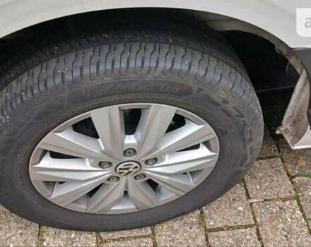 Білий Фольксваген Крафтєр, об'ємом двигуна 1.97 л та пробігом 480 тис. км за 23800 $, фото 4 на Automoto.ua