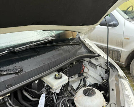 Белый Фольксваген Крафтер, объемом двигателя 1.97 л и пробегом 90 тыс. км за 25000 $, фото 16 на Automoto.ua