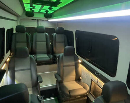 Белый Фольксваген Крафтер, объемом двигателя 2 л и пробегом 170 тыс. км за 38900 $, фото 10 на Automoto.ua