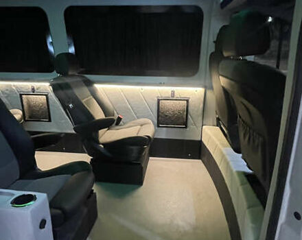 Белый Фольксваген Крафтер, объемом двигателя 2 л и пробегом 170 тыс. км за 38900 $, фото 11 на Automoto.ua